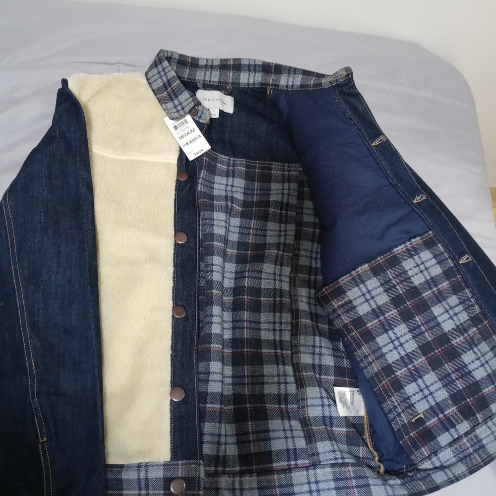 Jean jacket - Picture 2 of 8